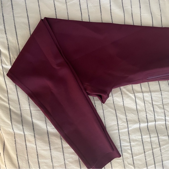 C-Clique set of work out too and leggings - Picture 6 of 6